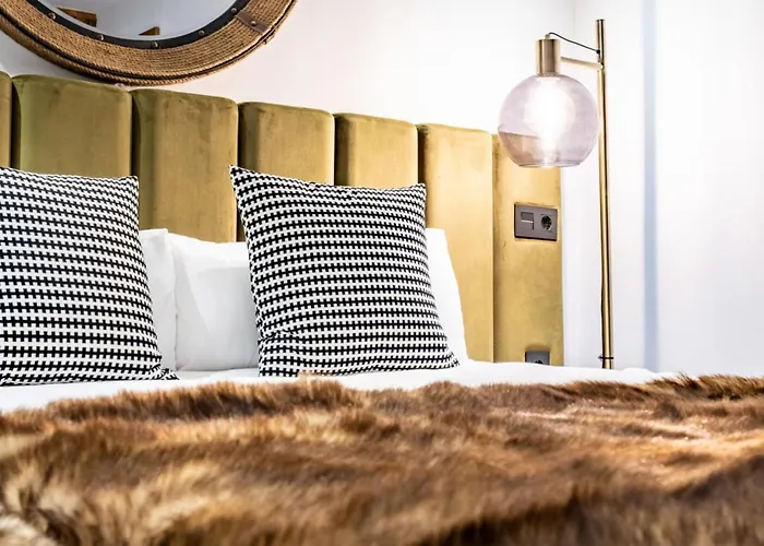 Poem By Airnest Лас-Пальмас-де-Гран-Канария