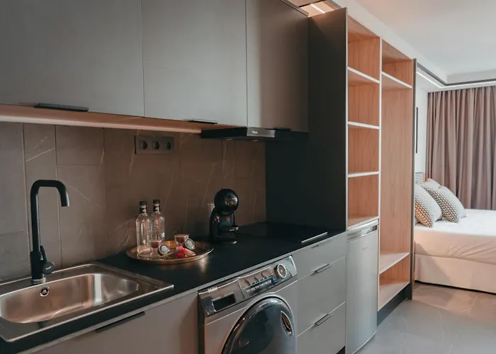 Апартаменты Poem By Airnest *