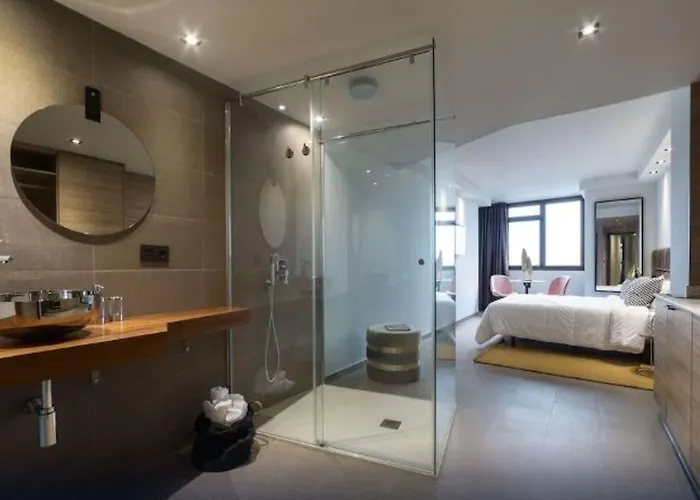 Poem By Airnest Апартаменты *