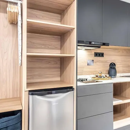 Poem By Airnest Apartman