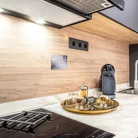 Poem Apartments, Canteras 아파트