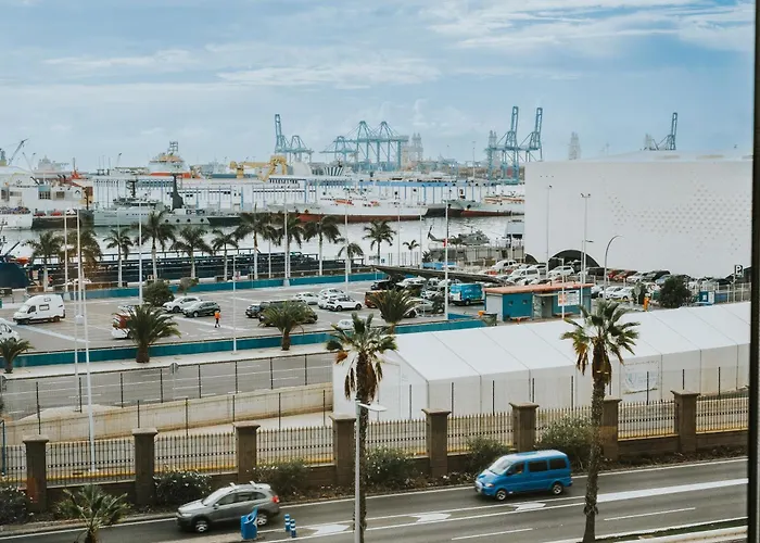 Lejlighed Poem By Airnest *