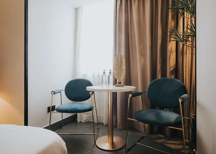 Poem By Airnest Lejlighed