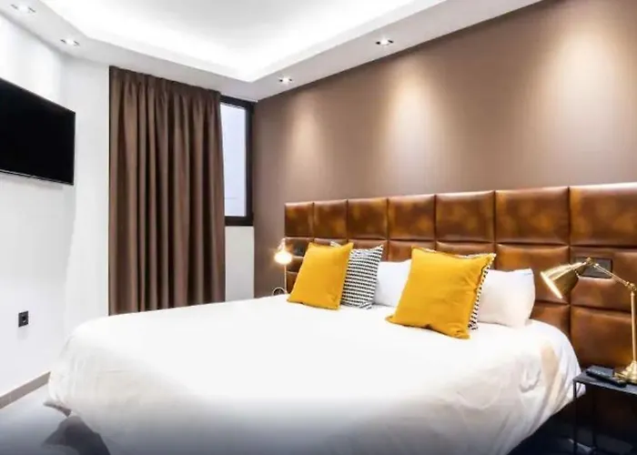 Poem By Airnest アパート